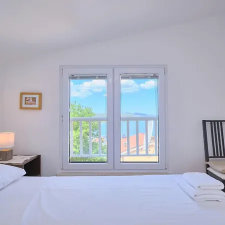 Meri 2 In Okrug Gornji By Interhome