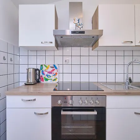 Meri 2 In Okrug Gornji By Interhome Apartman *