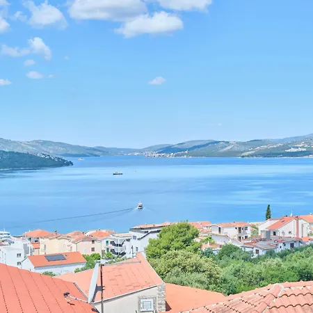 Meri 2 In Okrug Gornji By Interhome *