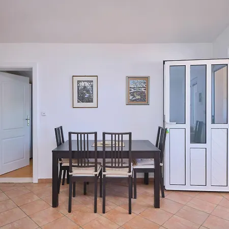 Meri 2 In Okrug Gornji By Interhome *