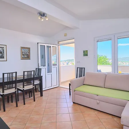 Meri 2 In Okrug Gornji By Interhome Trogir